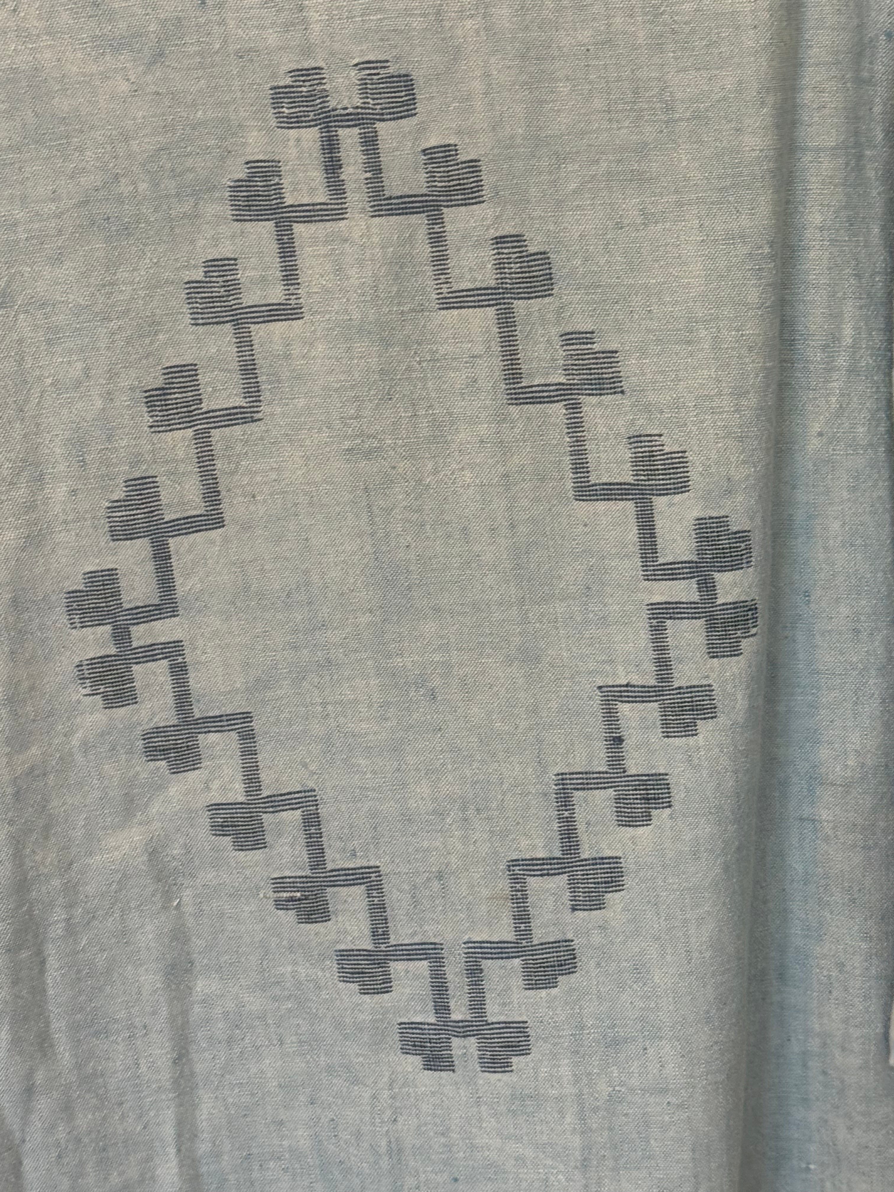 Embroidered Middle Coat