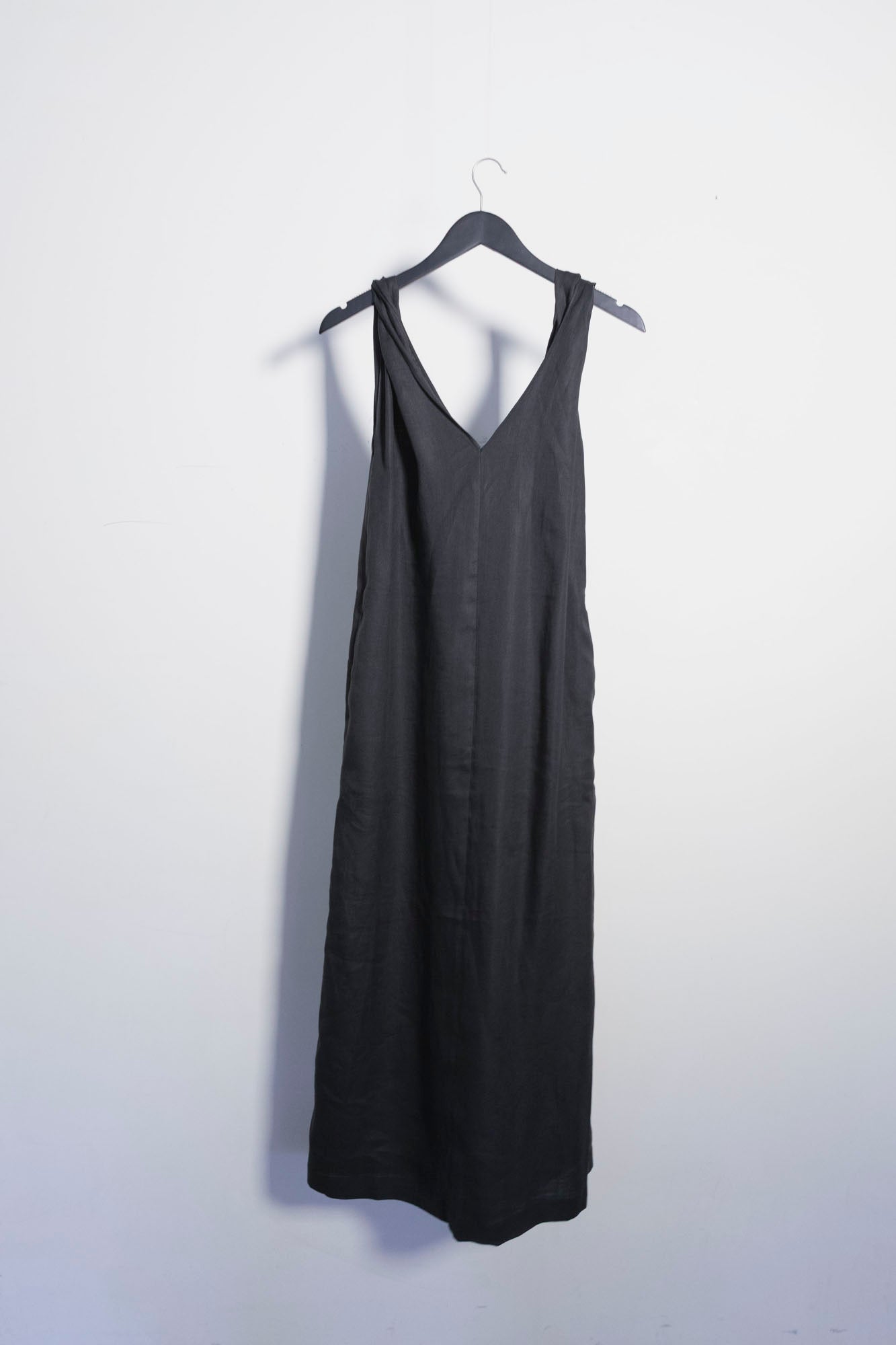 Knotted Shoulder Maxi Dress