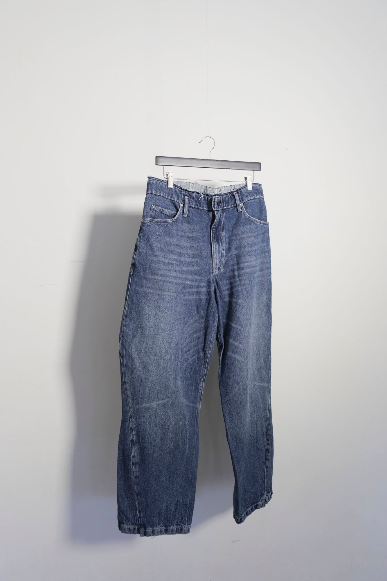Wobbly Jeans