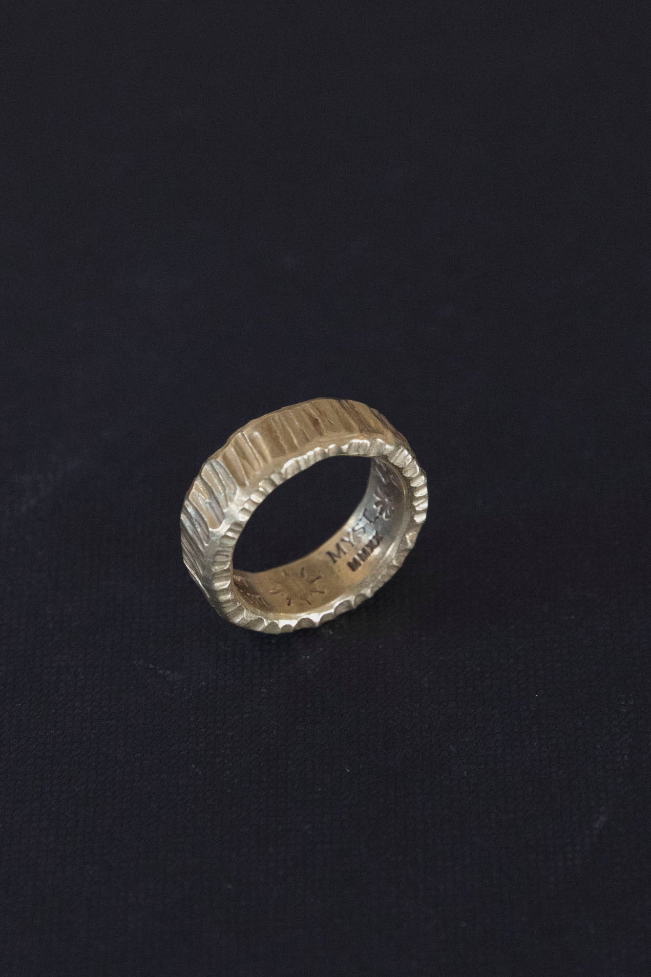 19k Gold Helios Ring 4282 Sz 8