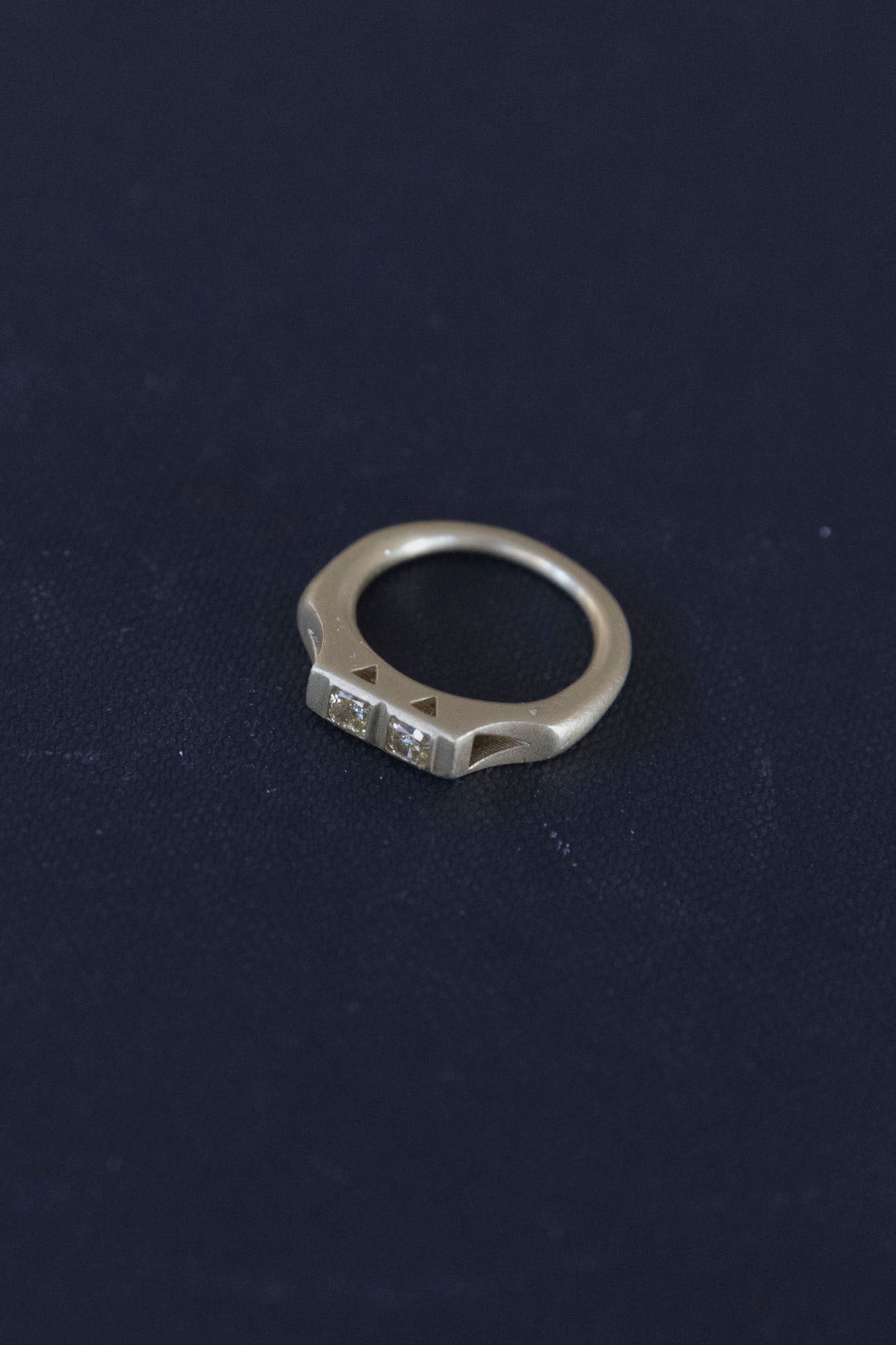 19k Gold and Yellow Two-Diamond Zygo Ring 10238 Sz 5.5