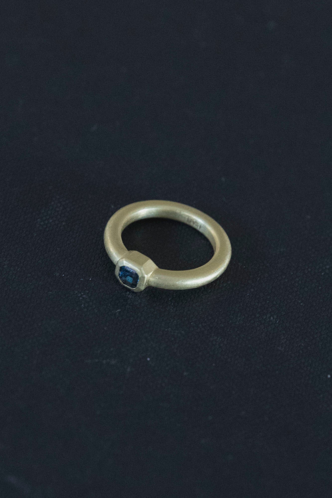 19k Gold and Solitaire Ghanite Ikon Ring 10233 Sz 5.5