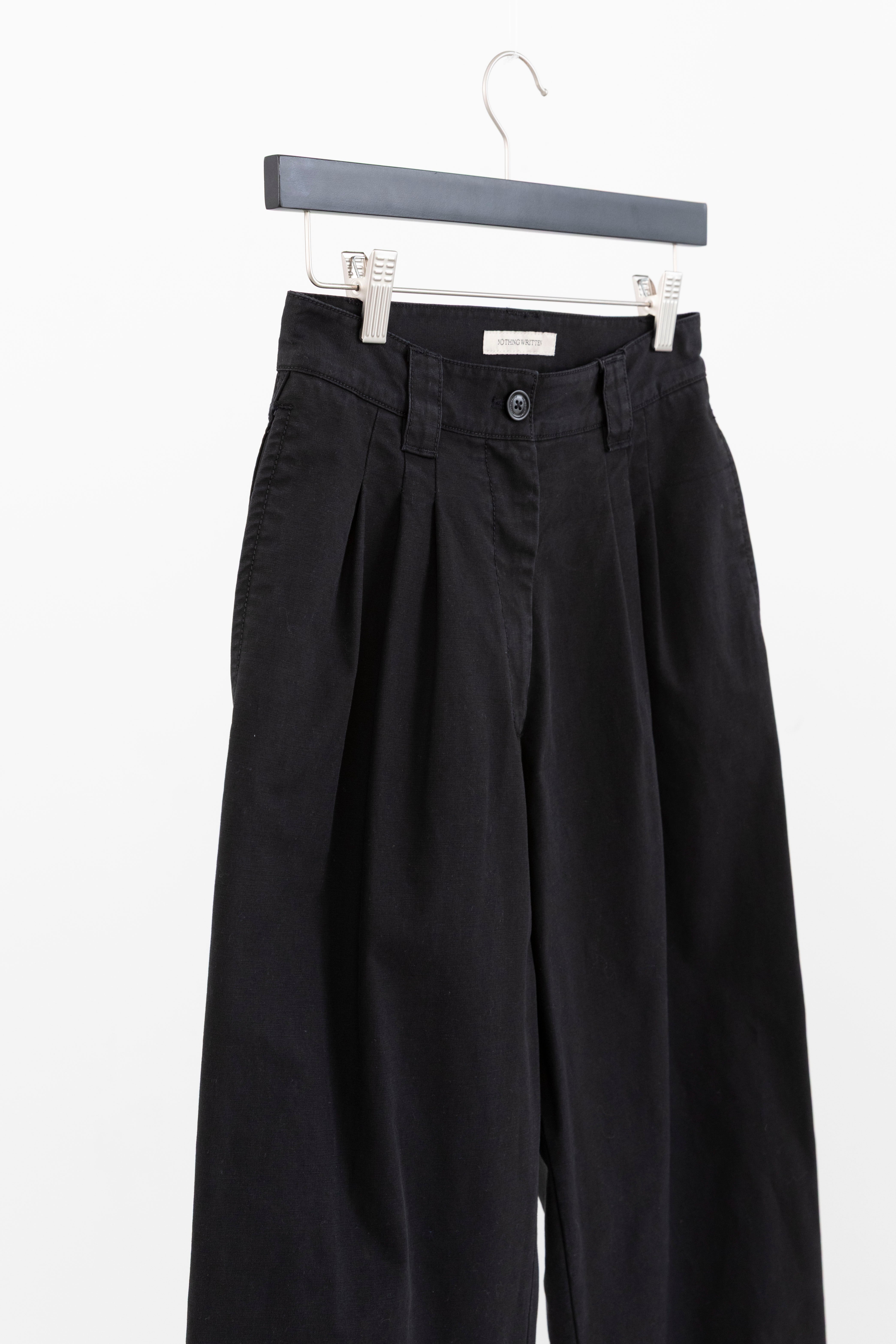 Lena 3 Tuck Pant