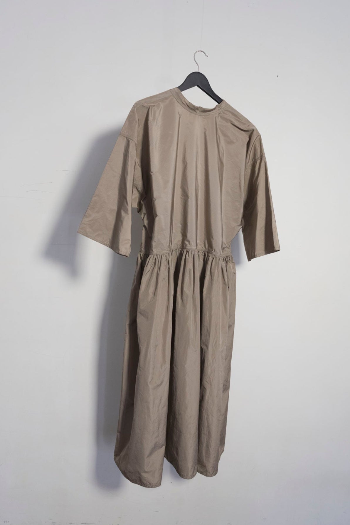 Delos Wide Dropped Dress